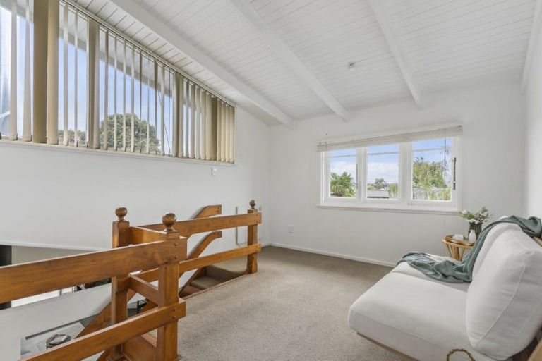 Photo of property in 4 Crossley Street, Katikati, 3129