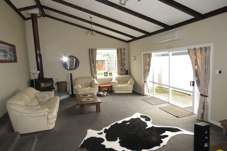 Photo of property in 120 Stobo Street, Grasmere, Invercargill, 9810