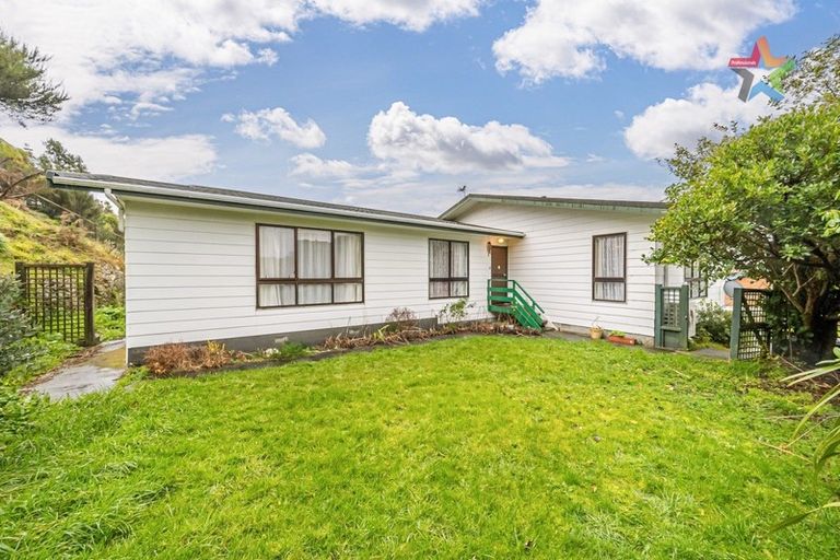 Photo of property in 236 Major Drive, Kelson, Lower Hutt, 5010