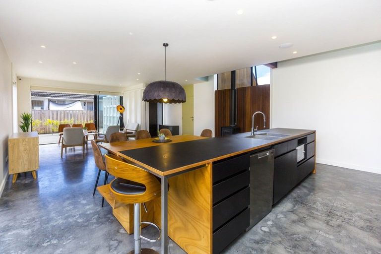 Photo of property in 45a Wilford Street, Wallaceville, Upper Hutt, 5018