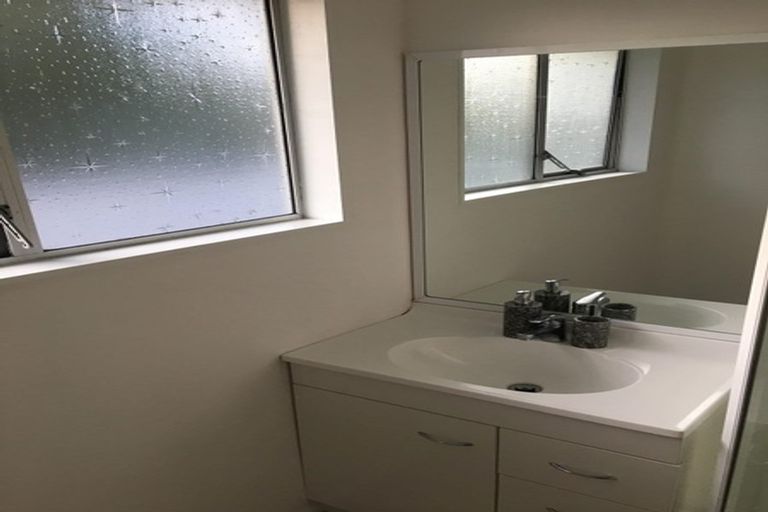 Photo of property in 47b Duncan Street, Tawa, Wellington, 5028