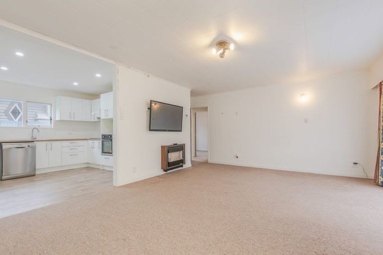Photo of property in 1/135 Cook Street, West End, Palmerston North, 4410