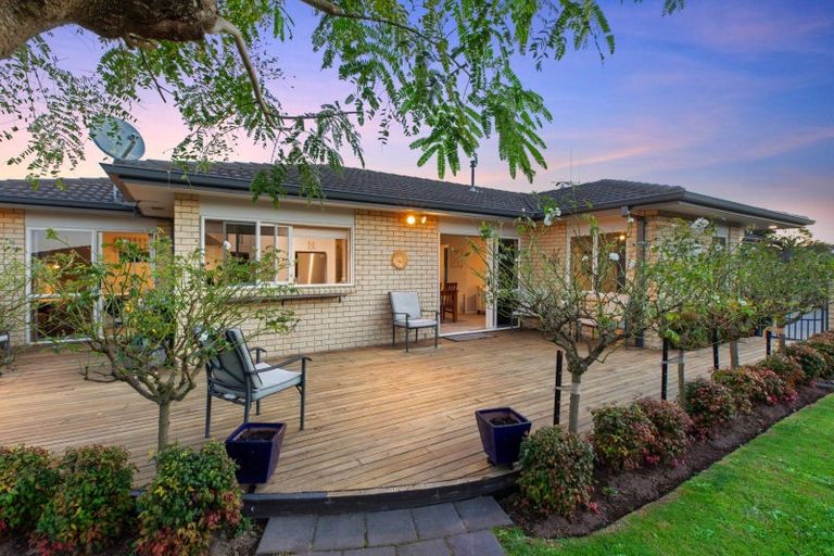 Photo of property in 9 Saint Kilda Place, Papamoa Beach, Papamoa, 3118