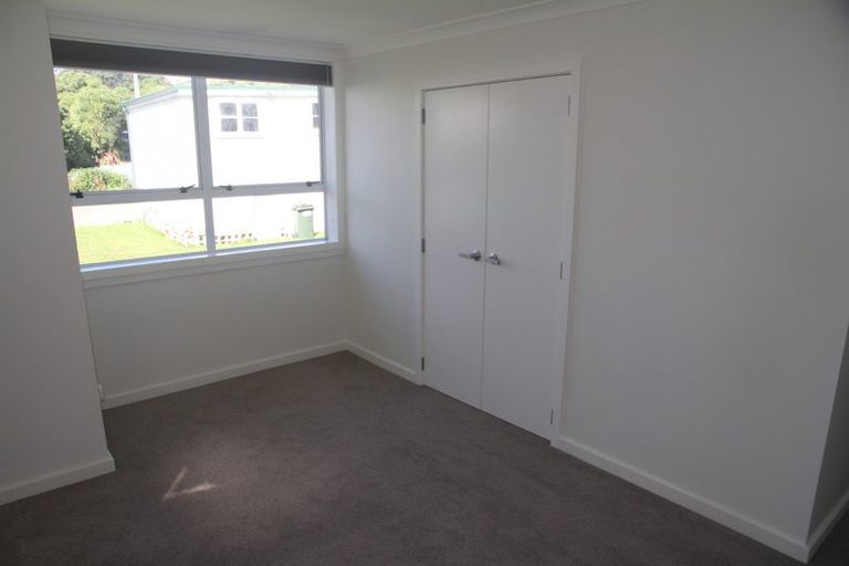Photo of property in 36 Tamar Street, Island Bay, Wellington, 6023