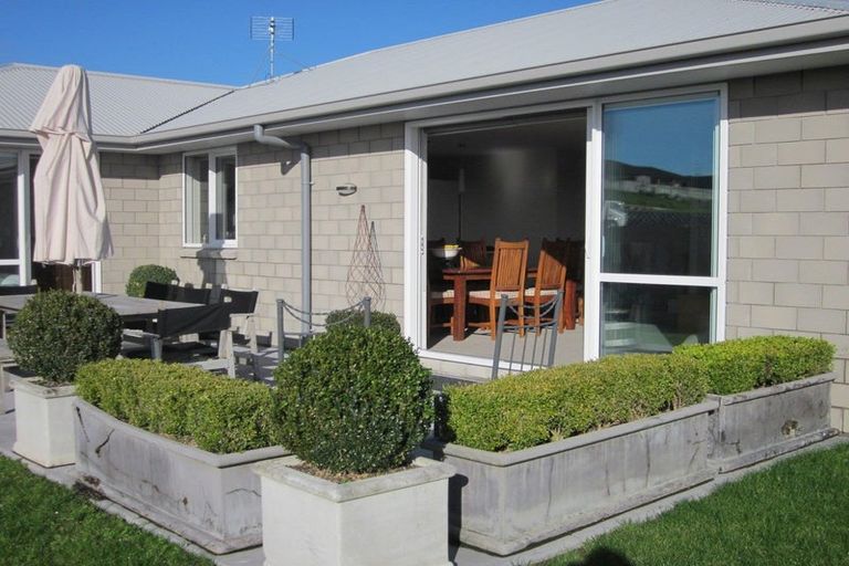Photo of property in 128 Rowesdale Drive, Ohauiti, Tauranga, 3112