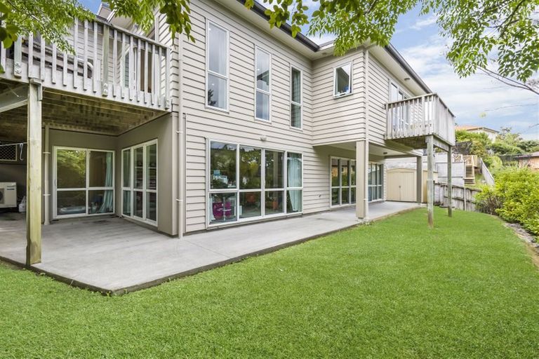 Photo of property in 10 Treetops Way, Bayview, Auckland, 0629
