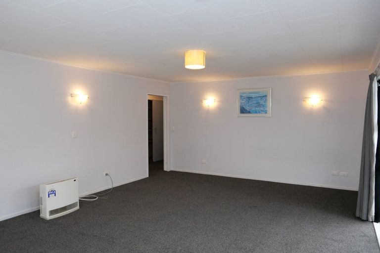 Photo of property in 110 Arawhata Road, Paraparaumu, 5032