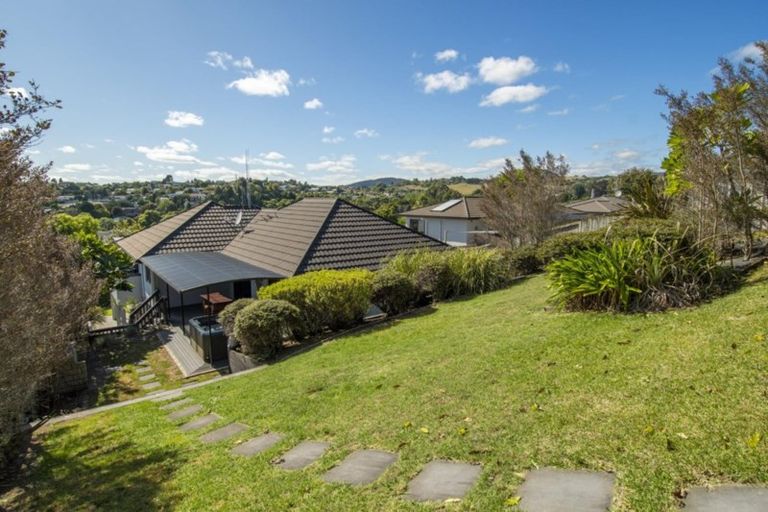 Photo of property in 26 Waipuna Grove, Welcome Bay, Tauranga, 3112