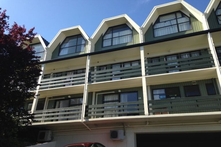 Photo of property in 93 Queen Street, North Dunedin, Dunedin, 9016