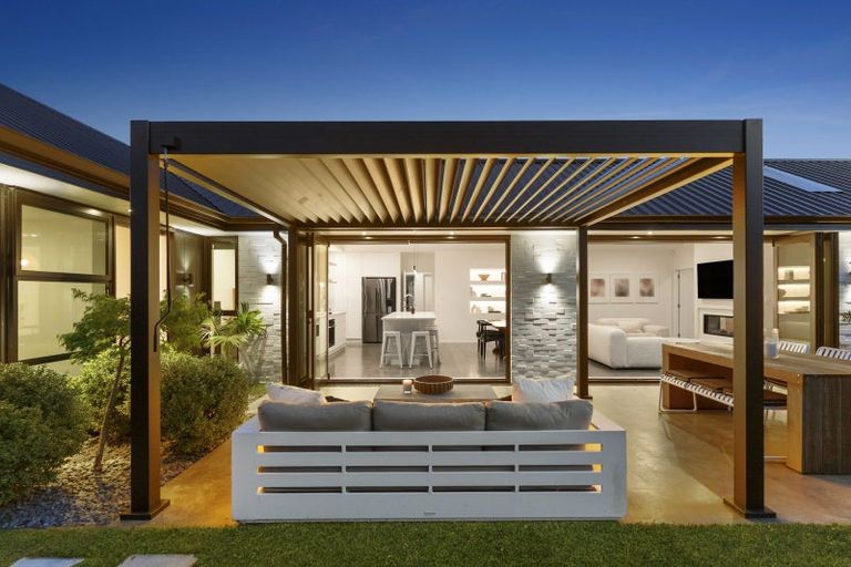 Photo of property in 5 Canoe Lane, Riverhead, 0820