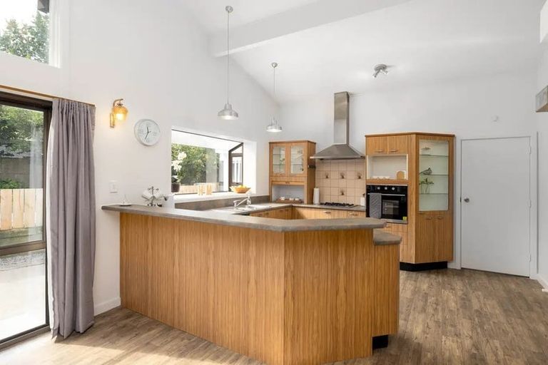 Photo of property in 311a New Brighton Road, Burwood, Christchurch, 8083