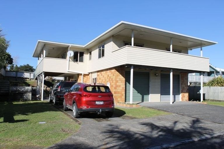 Photo of property in 60 Kauri Grove, Coromandel, 3506