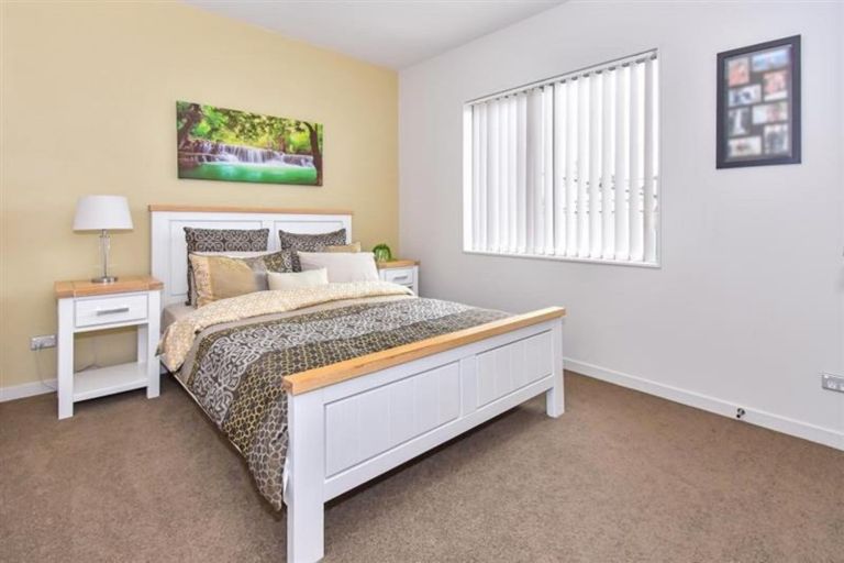 Photo of property in 28 Ancroft Street, Papakura, 2110