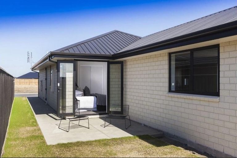Photo of property in 6 Avanda Avenue, Rolleston, 7615