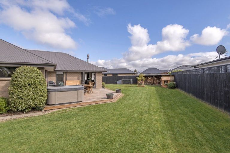 Photo of property in 31 Newbrook Terrace, Darfield, 7510