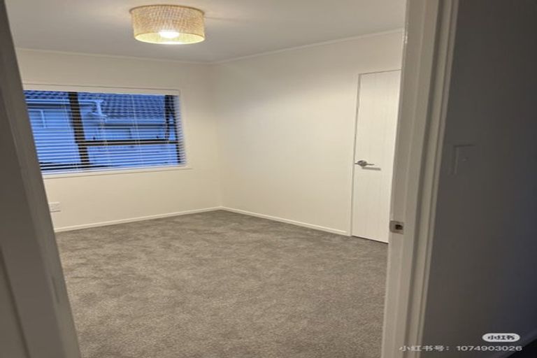 Photo of property in 39 Cockayne Crescent, Sunnynook, Auckland, 0620