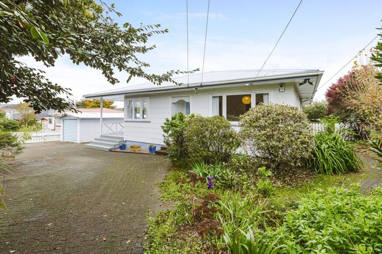 Photo of property in 15 Albert Street, Papakura, 2110