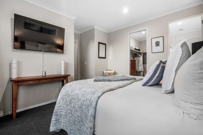 Photo of property in 8 Sarcodia Place, Papamoa Beach, Papamoa, 3118