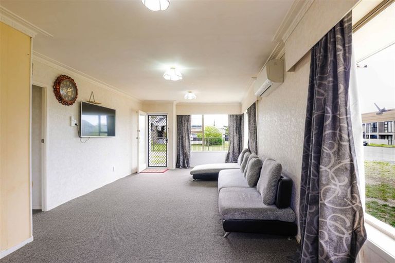 Photo of property in 1/142 Saint George Street, Papatoetoe, Auckland, 2025