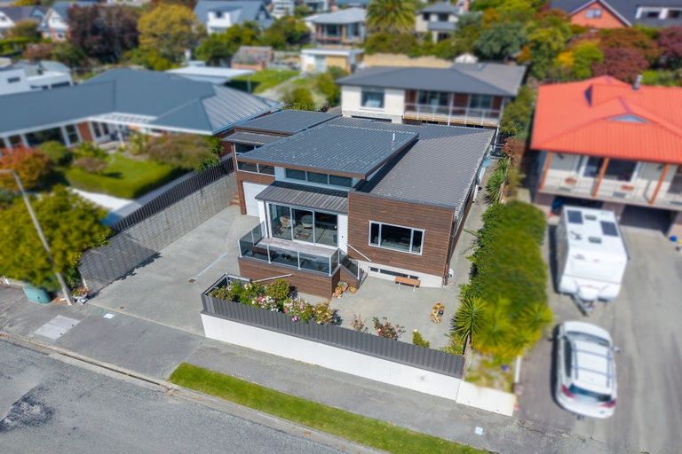 Photo of property in 174 Douglas Street, Highfield, Timaru, 7910