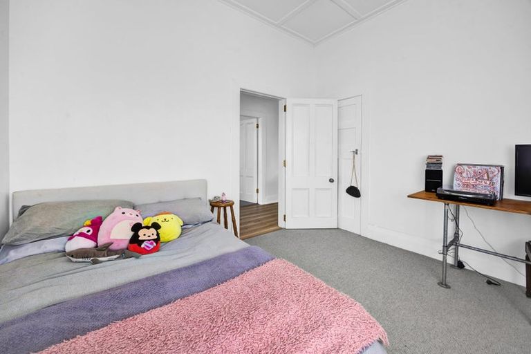 Photo of property in 9 Preston Street, Eltham, 4322