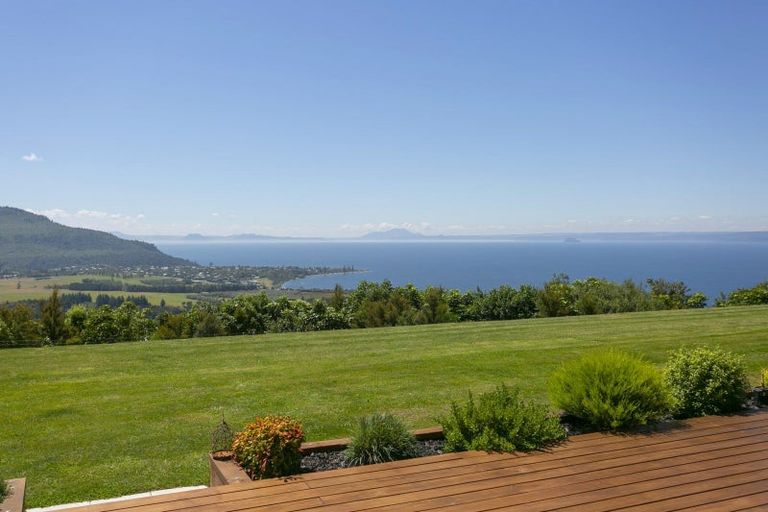 Photo of property in 21 Rangikatea Road, Omori, Turangi, 3381