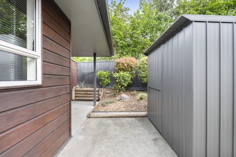 Photo of property in 18 Clifton Terrace, Fitzherbert, Palmerston North, 4410