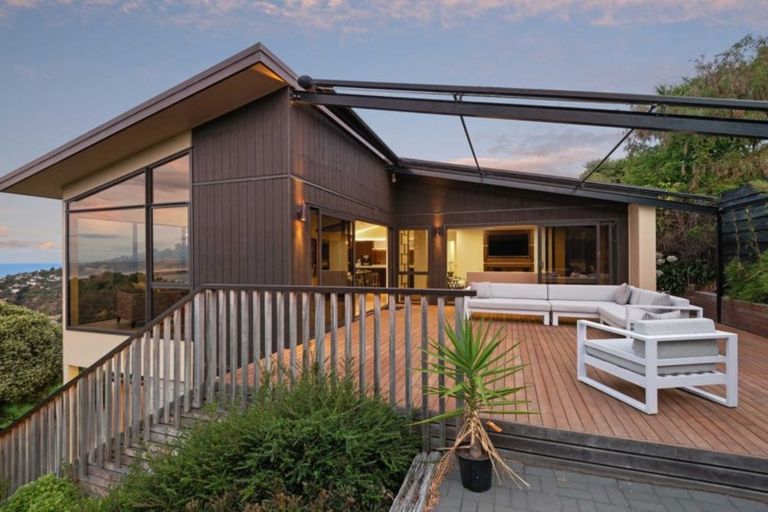 Photo of property in 109c Moncks Spur Road, Redcliffs, Christchurch, 8081