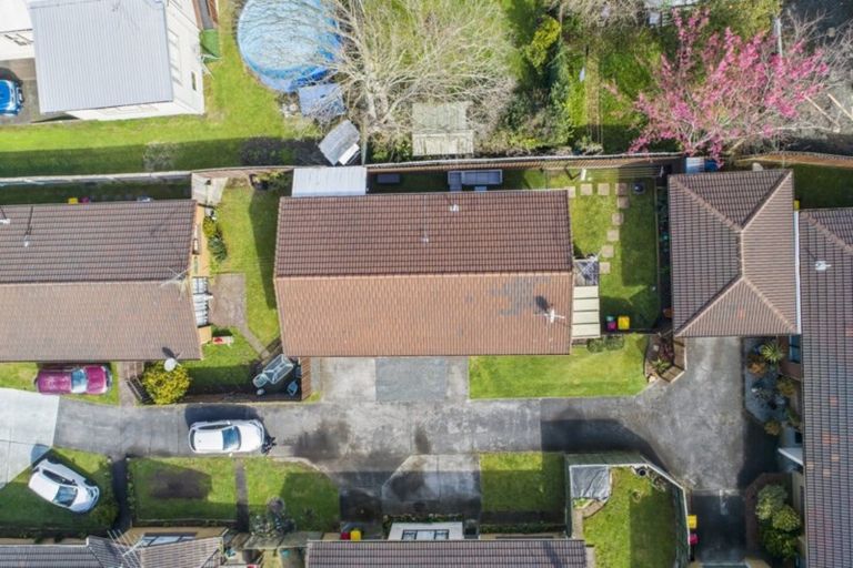 Photo of property in 1/2 Short Street, Papakura, 2110