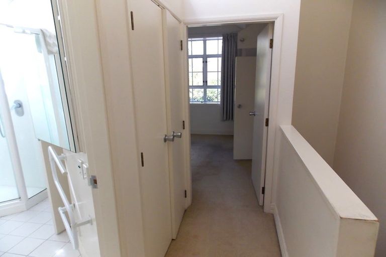 Photo of property in 66 Pipitea Street, Thorndon, Wellington, 6011