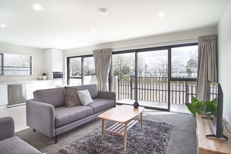 Photo of property in Riverena Flats, 377 Barbadoes Street, Christchurch Central, Christchurch, 8011