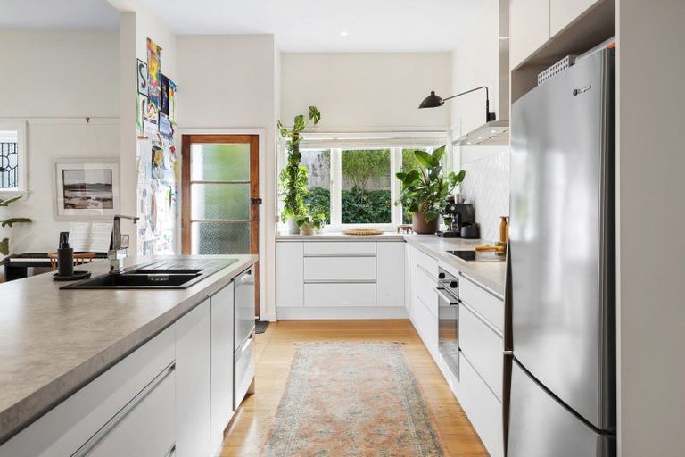 Photo of property in 121 Nayland Street, Sumner, Christchurch, 8081