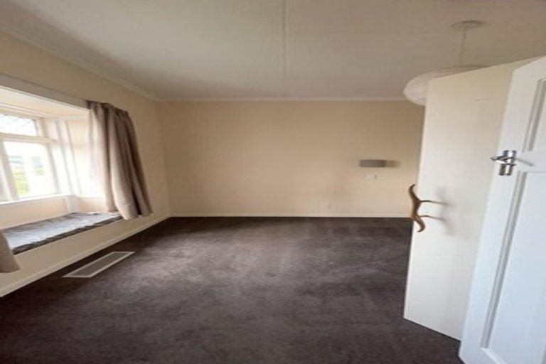 Photo of property in 37 Charlotte Avenue, Brooklyn, Wellington, 6021