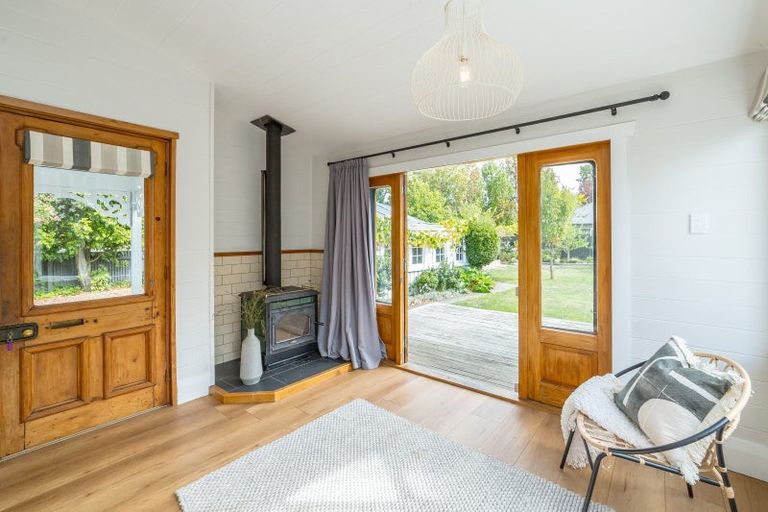 Photo of property in 35 Cambridge Terrace, Masterton, 5810