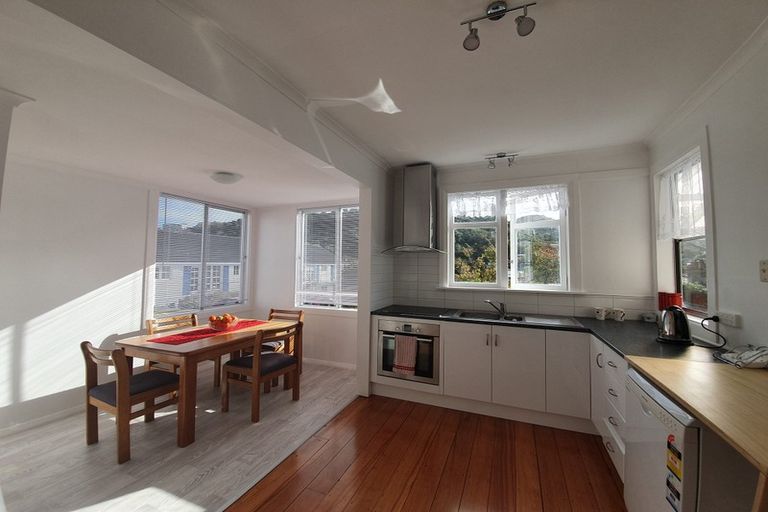 Photo of property in 298 Karori Road, Karori, Wellington, 6012