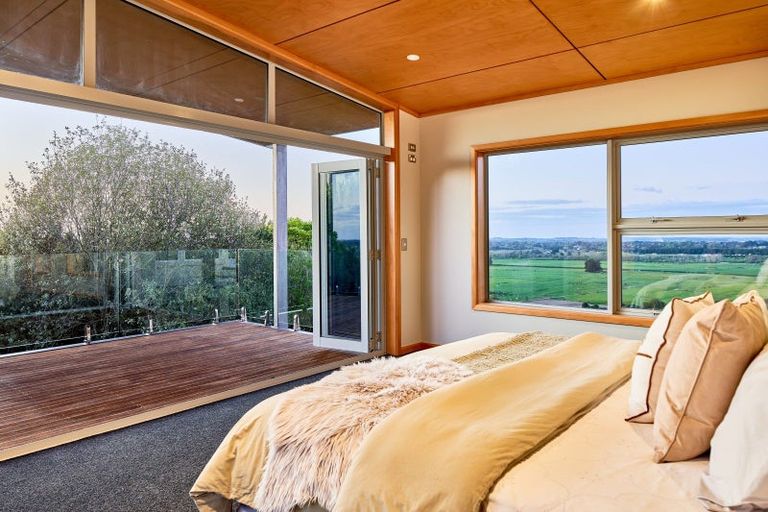 Photo of property in 102 Kuku East Road, Kuku, Levin, 5570