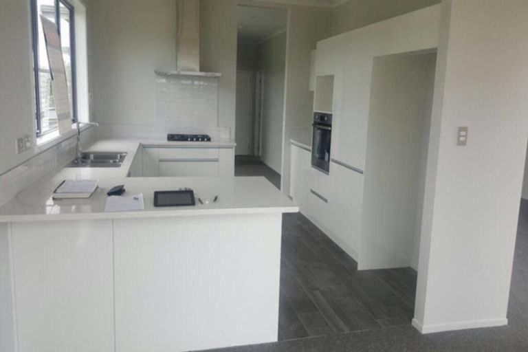 Photo of property in 117 Matua Road, Huapai, Kumeu, 0810