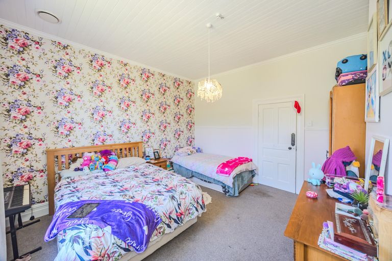 Photo of property in 15 Ripon Street, Richmond, Oamaru, 9493