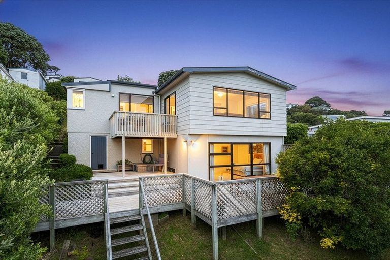 Photo of property in 51 Kinghorne Street, Strathmore Park, Wellington, 6022