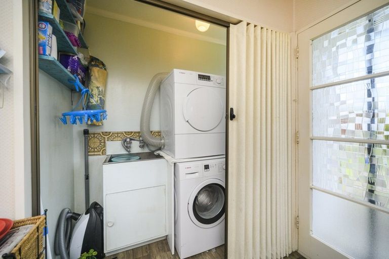 Photo of property in 4a Pinedale Parade, Milson, Palmerston North, 4414