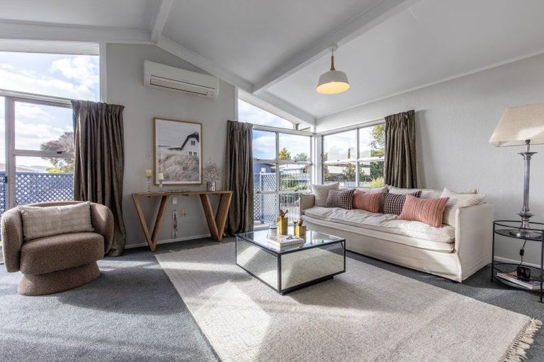 Photo of property in 19 Mclean Terrace, Waipukurau, 4200