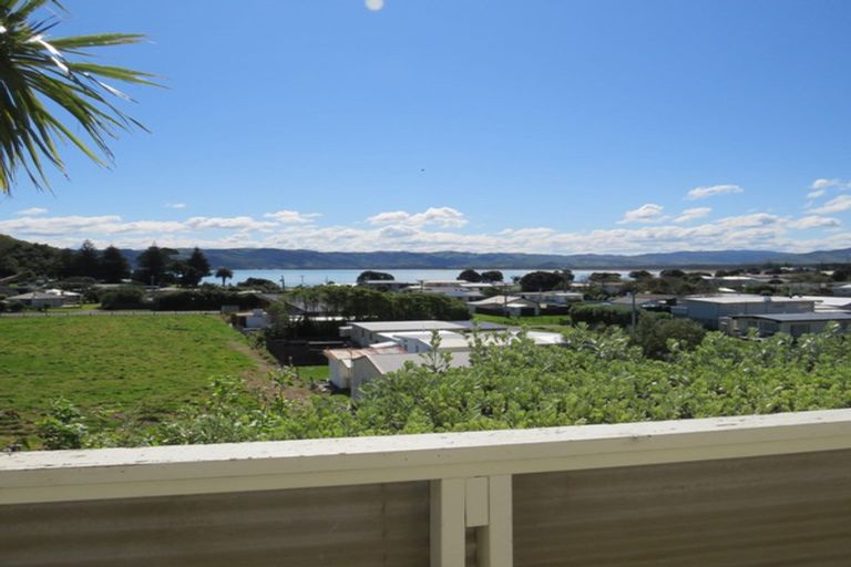 Photo of property in 47 Lochiel Street, Mahia, Nuhaka, 4198