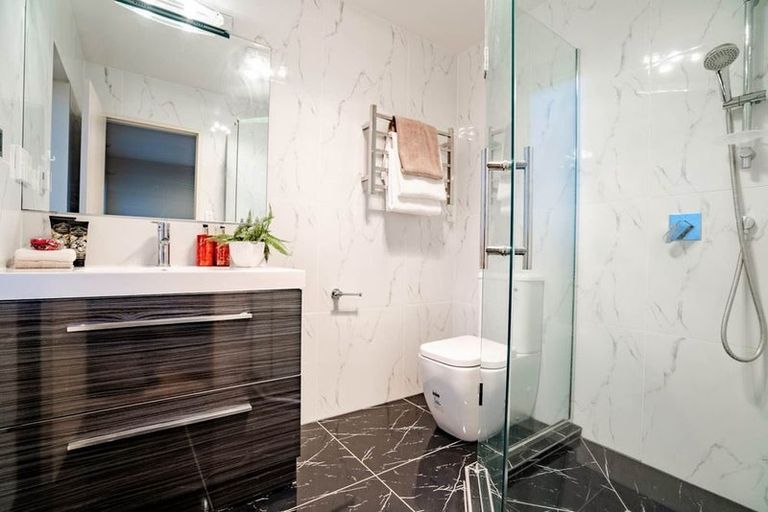 Photo of property in 22 Ballindrait Drive, Flat Bush, Auckland, 2019