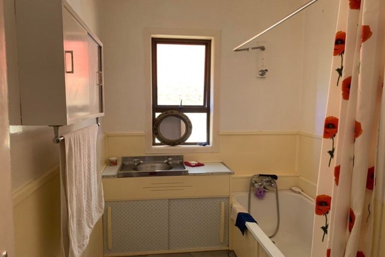 Photo of property in 29 Parris Street, Waitara, 4320