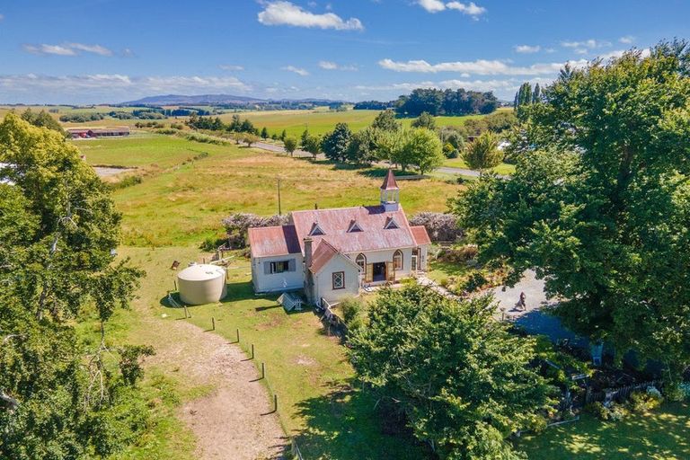Photo of property in 6 Matheson Road, Waikaka, Gore, 9775