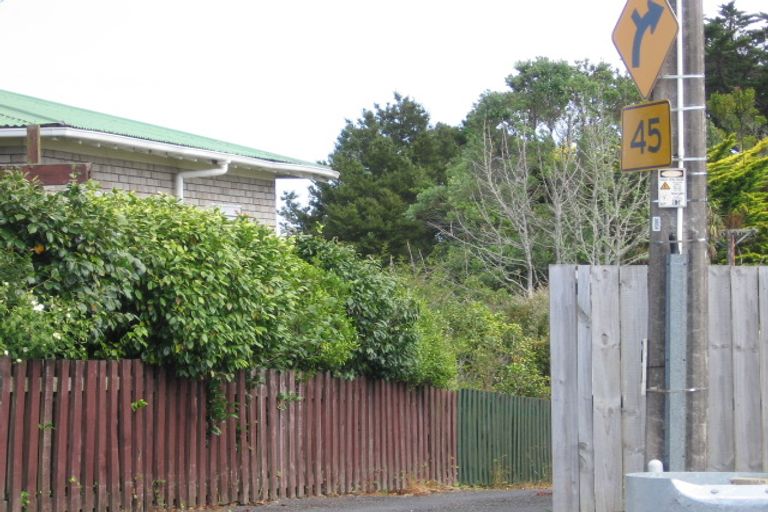 Photo of property in 56a Rangatira Road, Beach Haven, Auckland, 0626