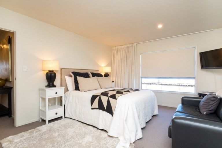 Photo of property in 12 Winston Lane, Ahuriri, Napier, 4110