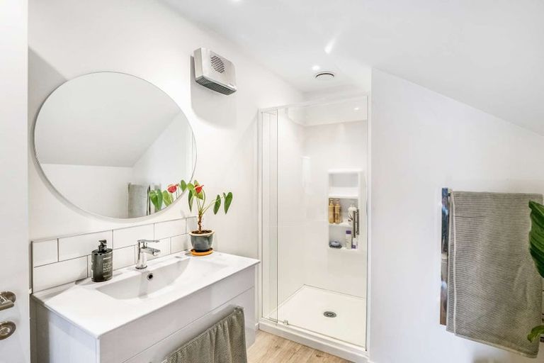 Photo of property in 7/11 Hinemoa Street, Spreydon, Christchurch, 8024