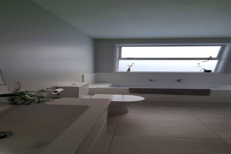 Photo of property in 1 Chain Place, Papamoa, 3118