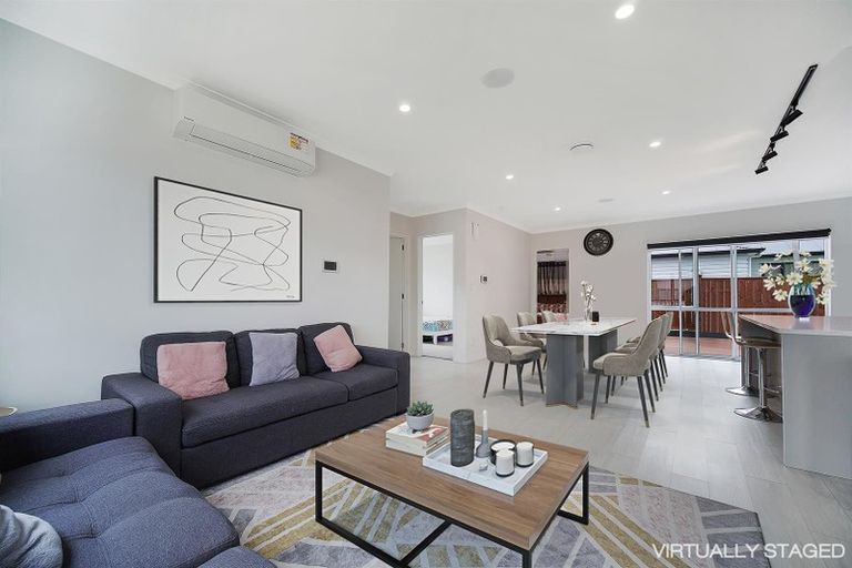 Photo of property in 1 Tuwhare Street, Papakura, 2110